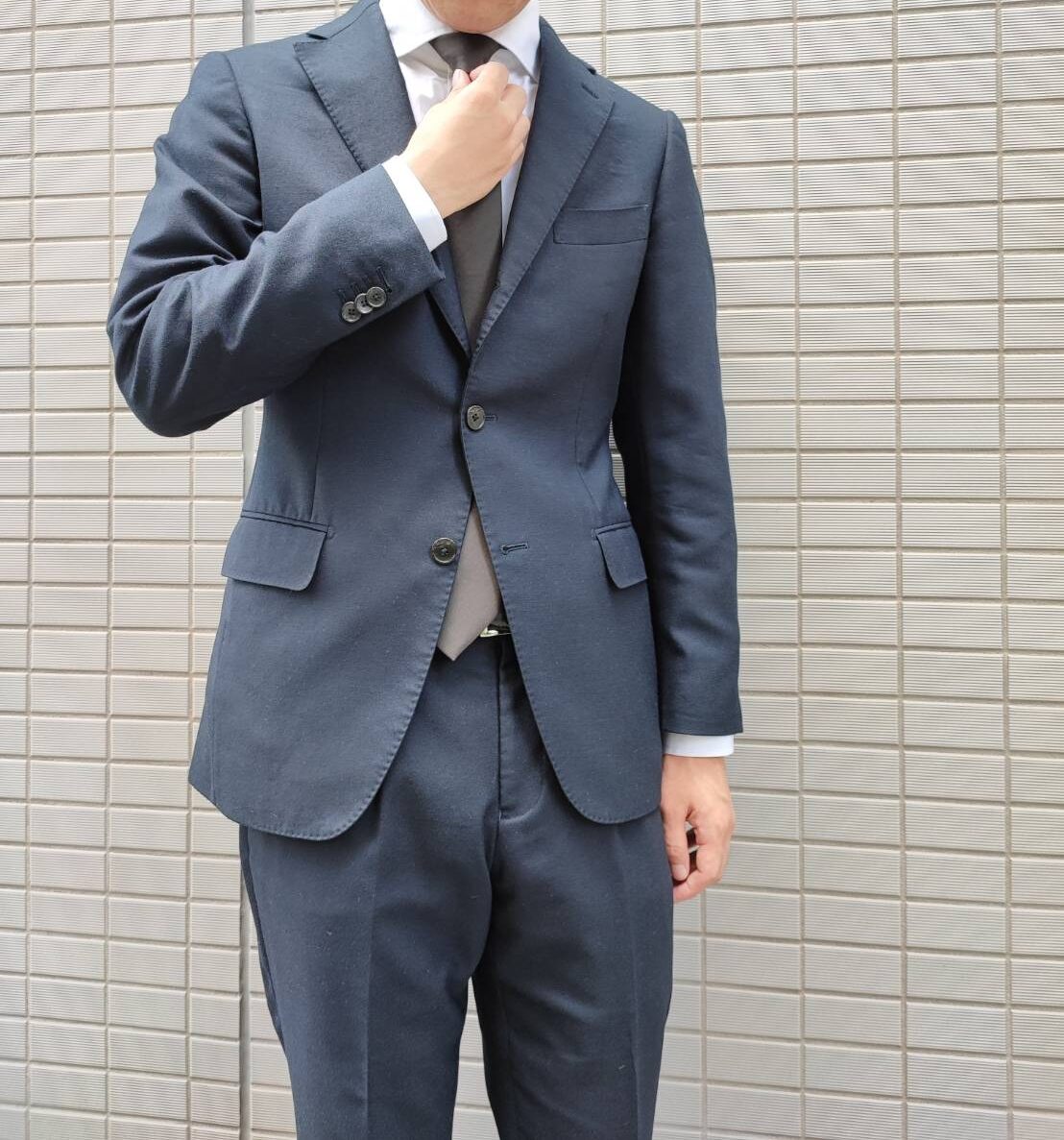 【新品2着+オマケ靴セット】ユニバーサルランゲージ 高級生地のスーツ 新品2着とオマケ靴セット】ユニバーサルランゲージ 高級生地の